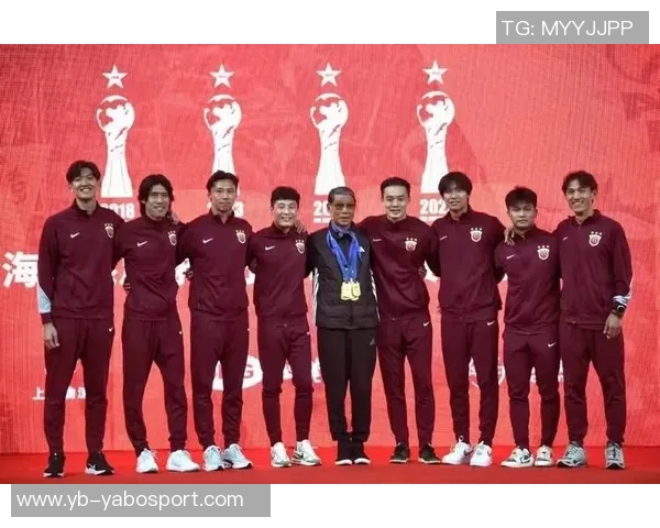 李新翔因伤未能入选U22国足西征阵容26名球员随队出发